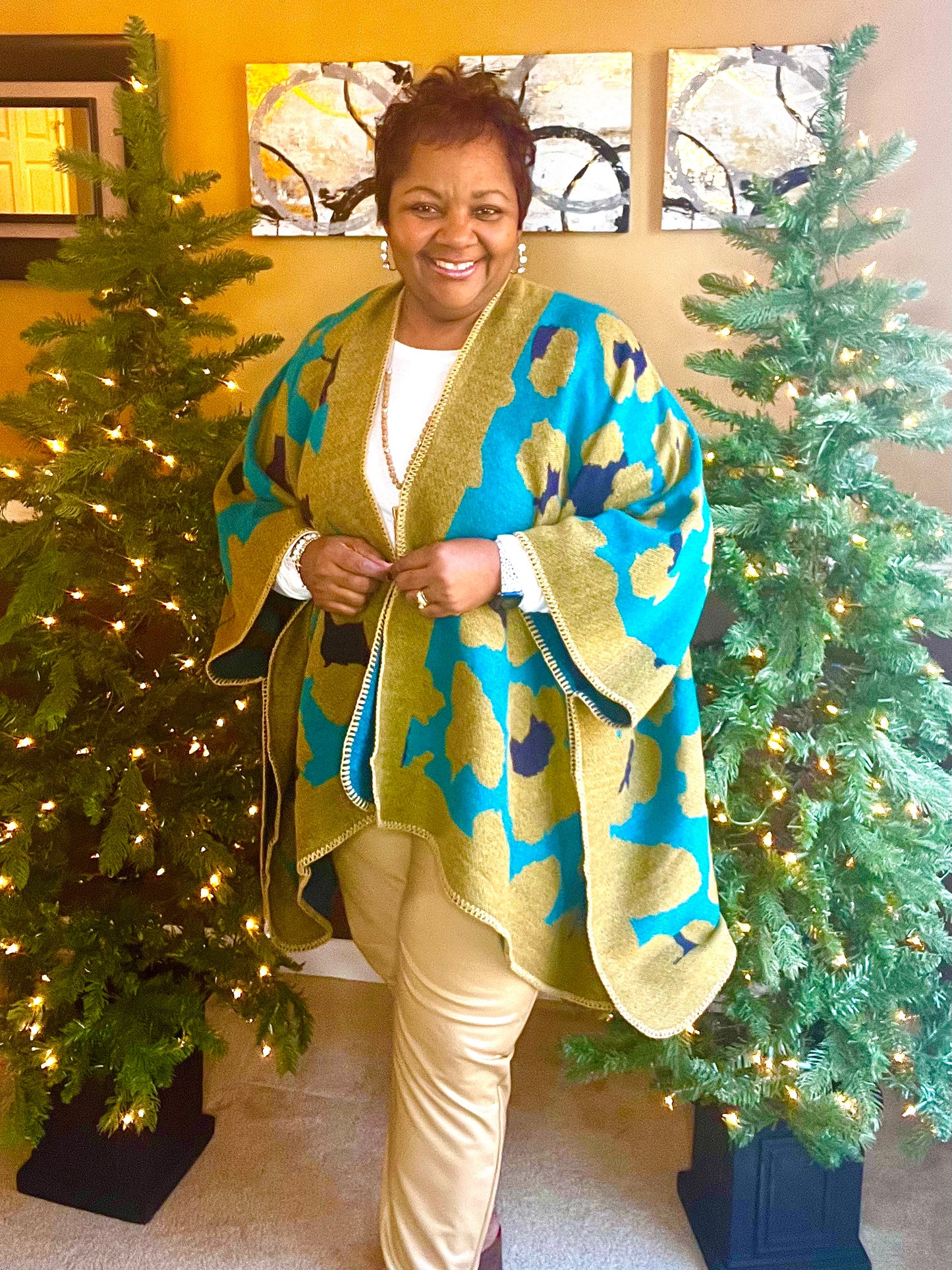 OVER-SIZED LEOPARD PRINTED KNITTED COZY KIMONO CARDIGAN