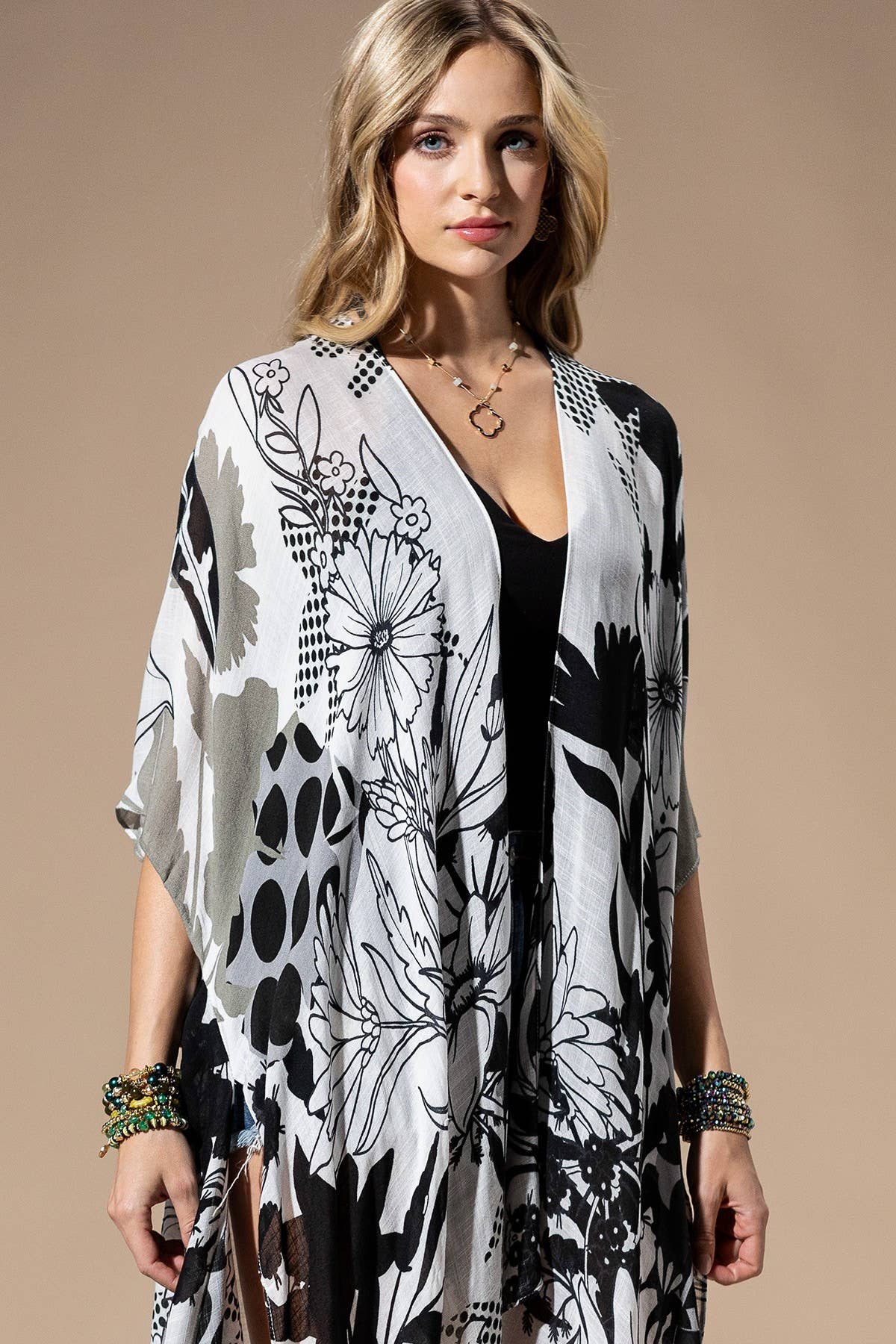Monochrome Bloom Kimono
