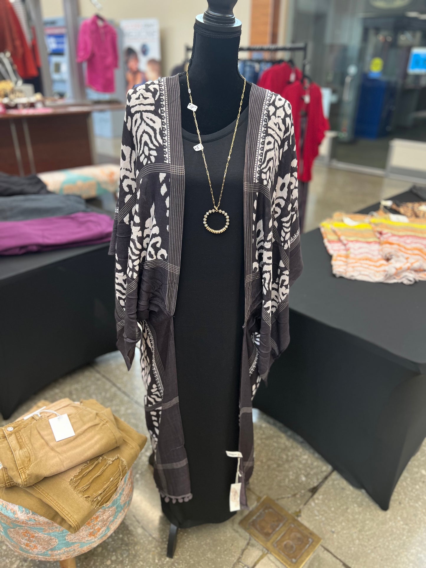 Damask Print Kimono w/Sleeves