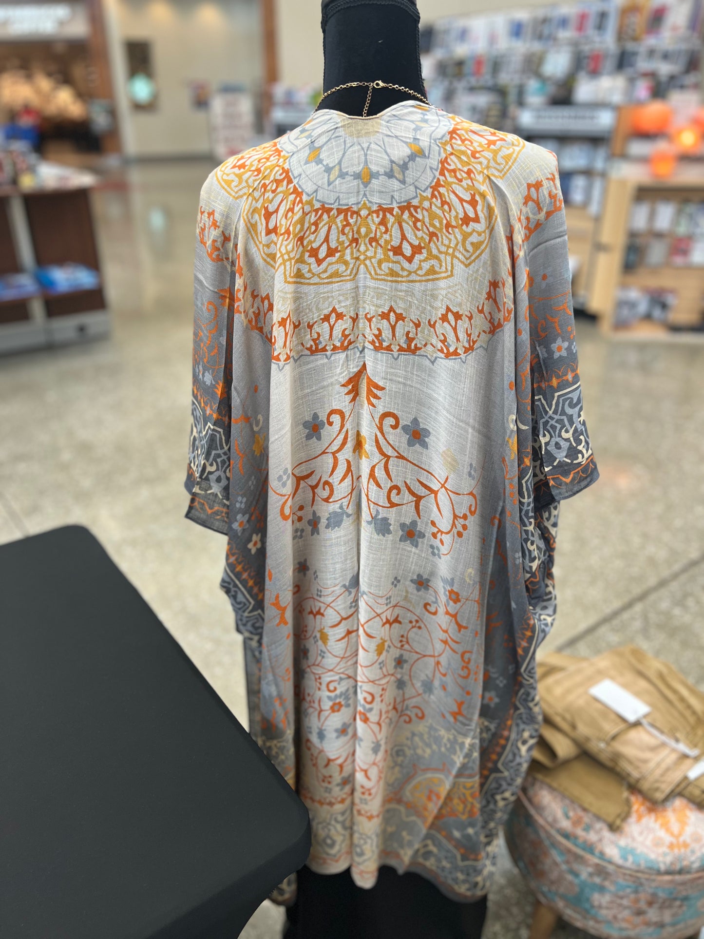 Mandala Ombre Kimono