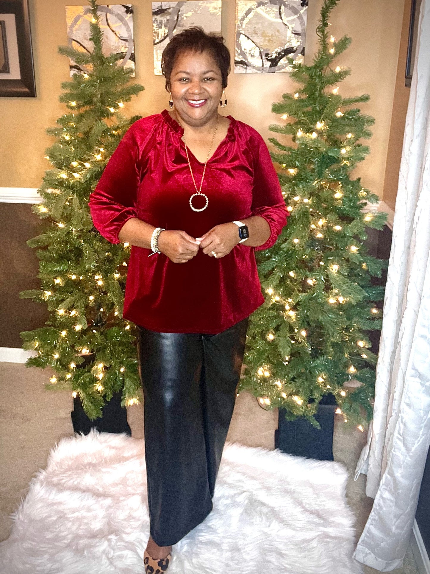 VELVET SHIRRING RUFFLED SPLIT NECK 3/4 SLEEVE TOP